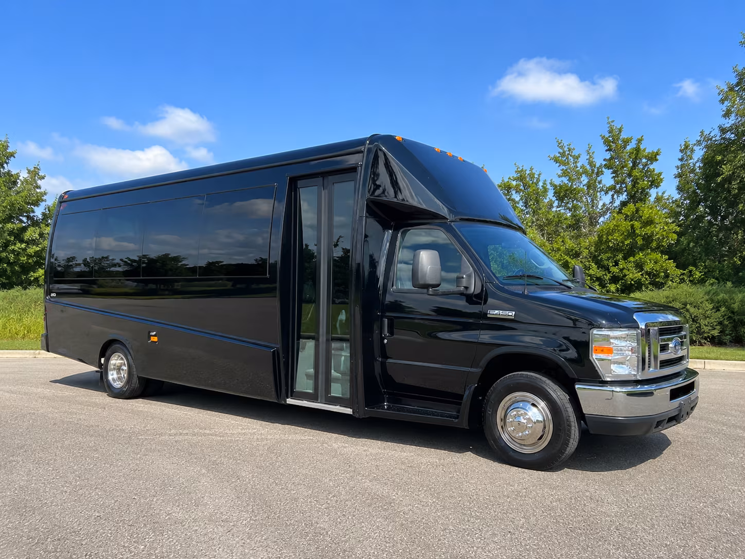 bloomington book shuttle buses for employees in bloomington