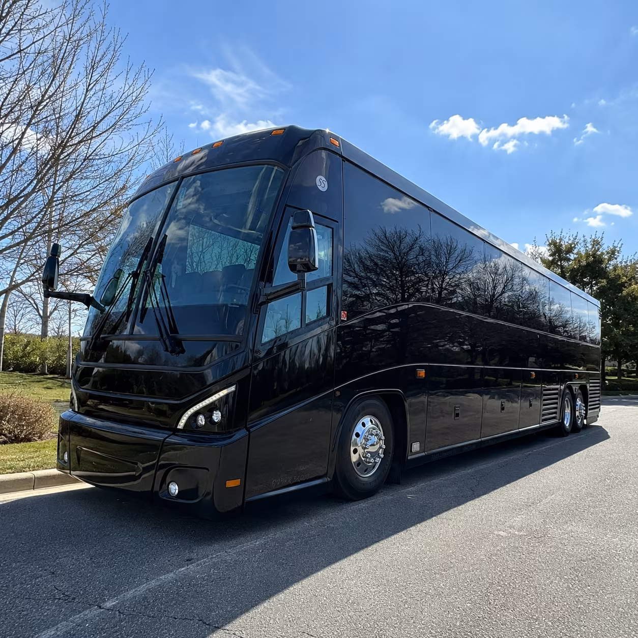 brooklyn park sleek charter bus rentals for brooklyn park corporate retreats