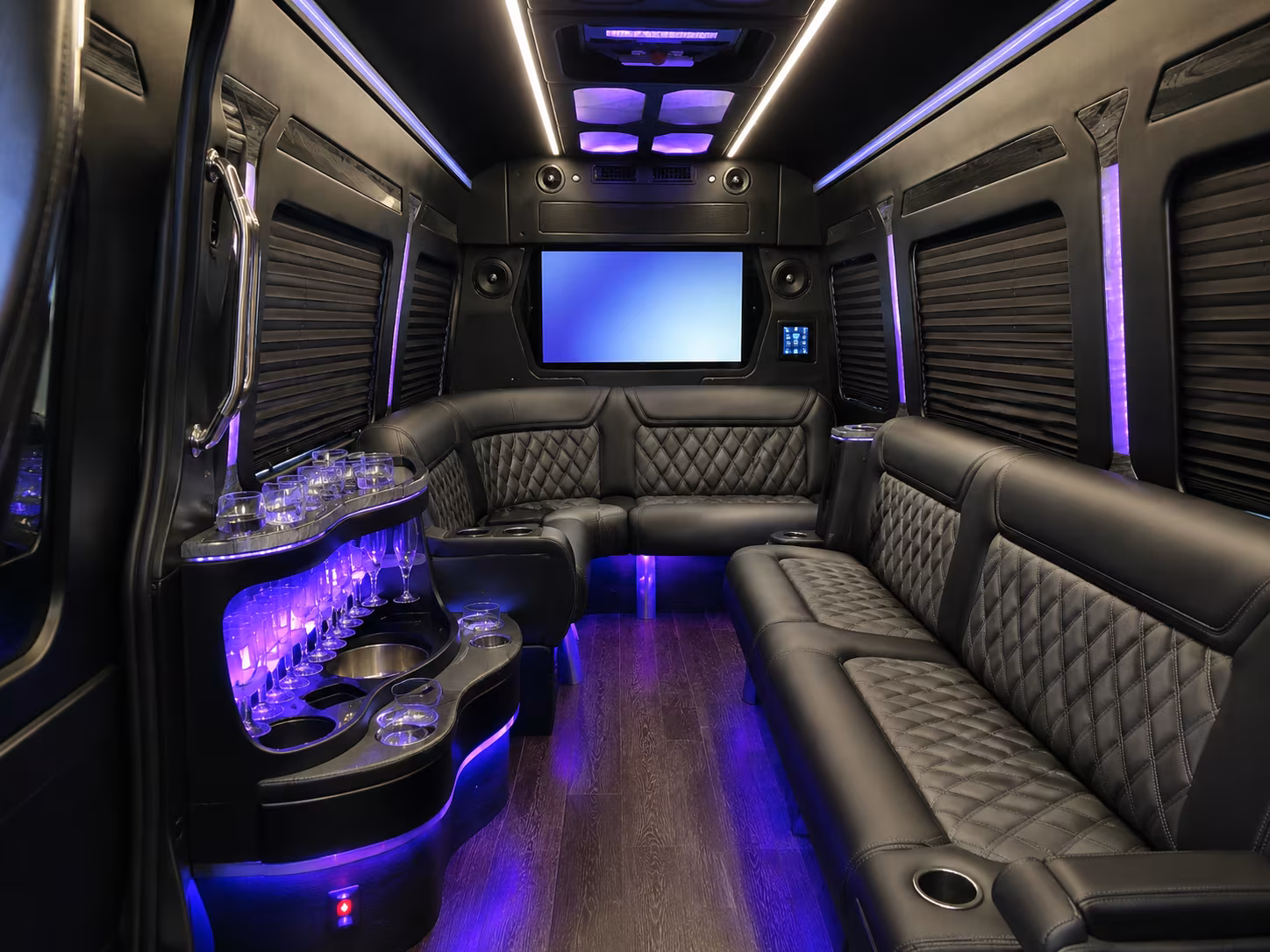 browse a large selection of buses for employee commuter shuttles and daily corporate routes