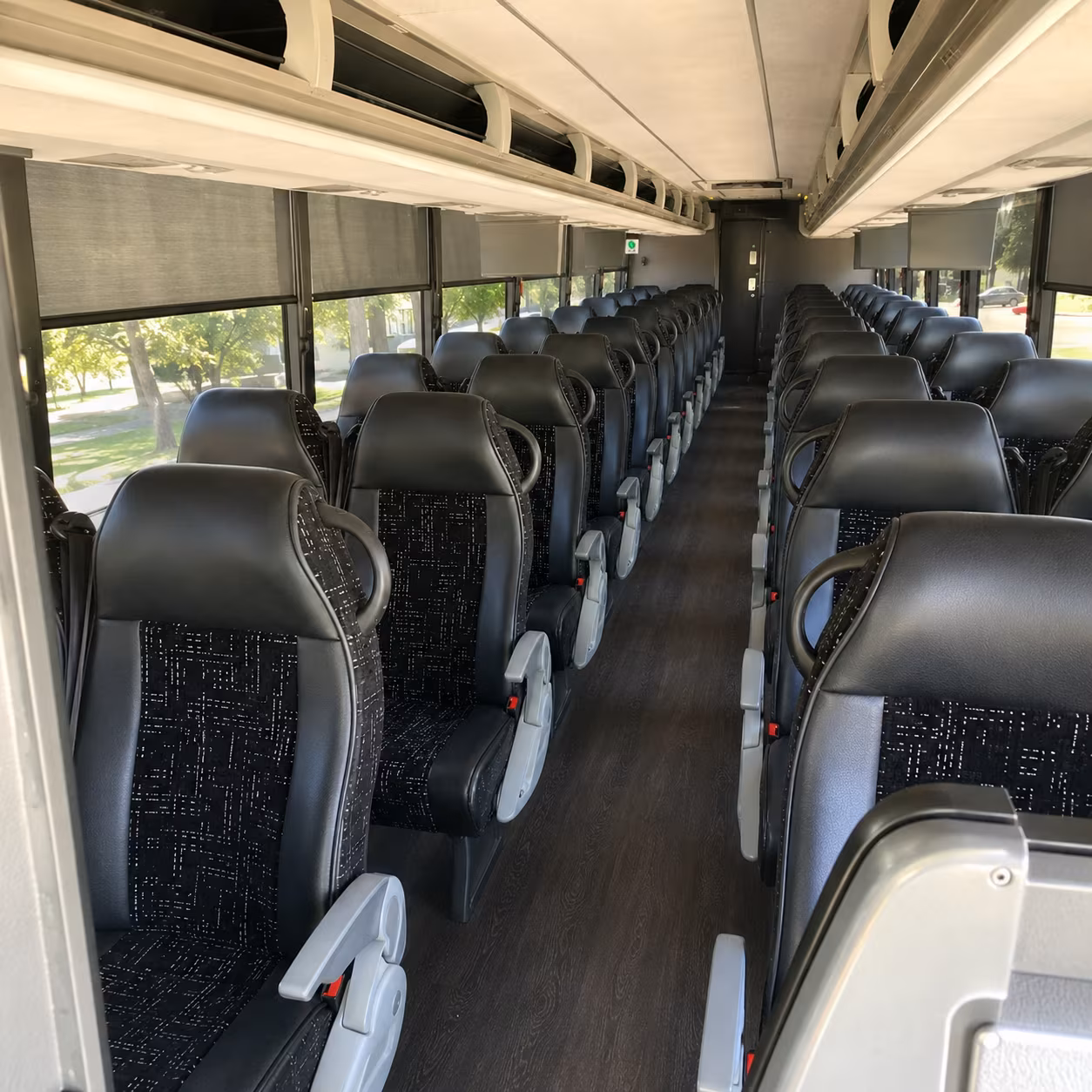 burnsville tournament charter bus rentals for burnsville sports teams and fan groups
