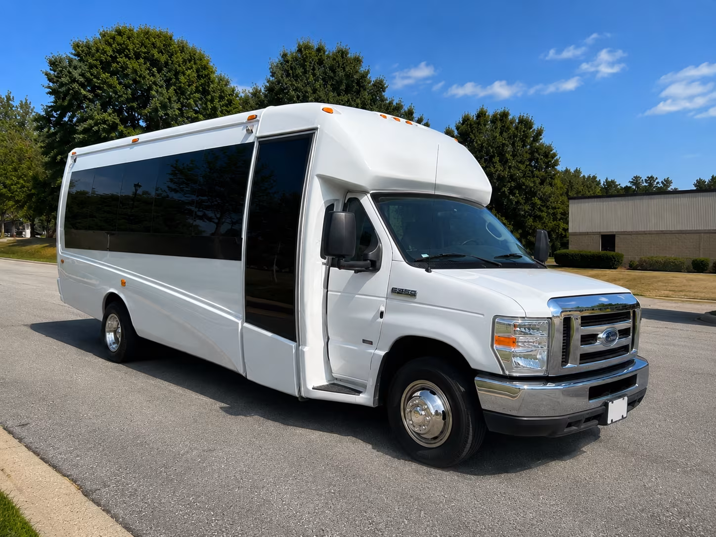 get online pricing for downtown minneapolis wedding shuttles from blaine