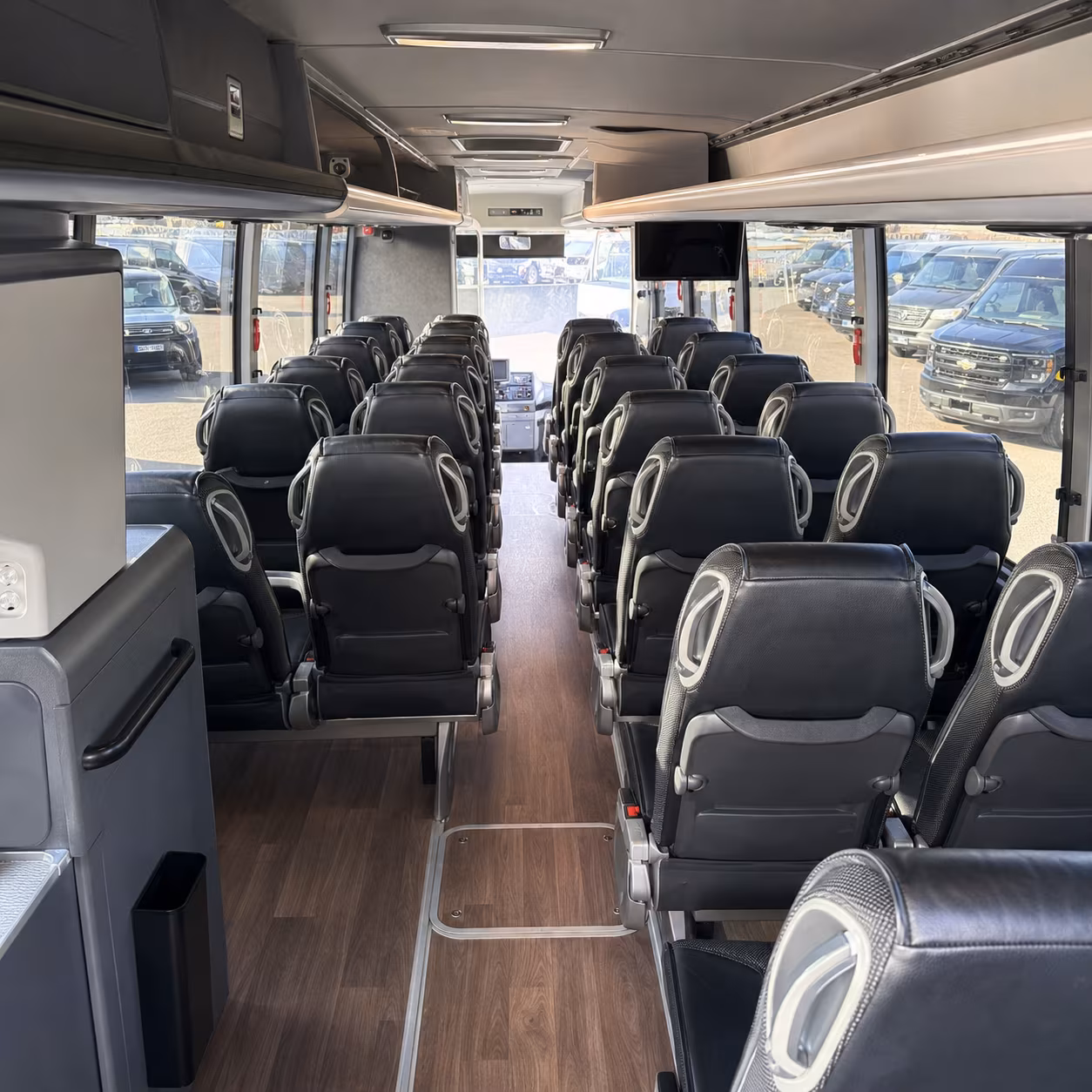 keep your youth group together on the way to retreats and camp