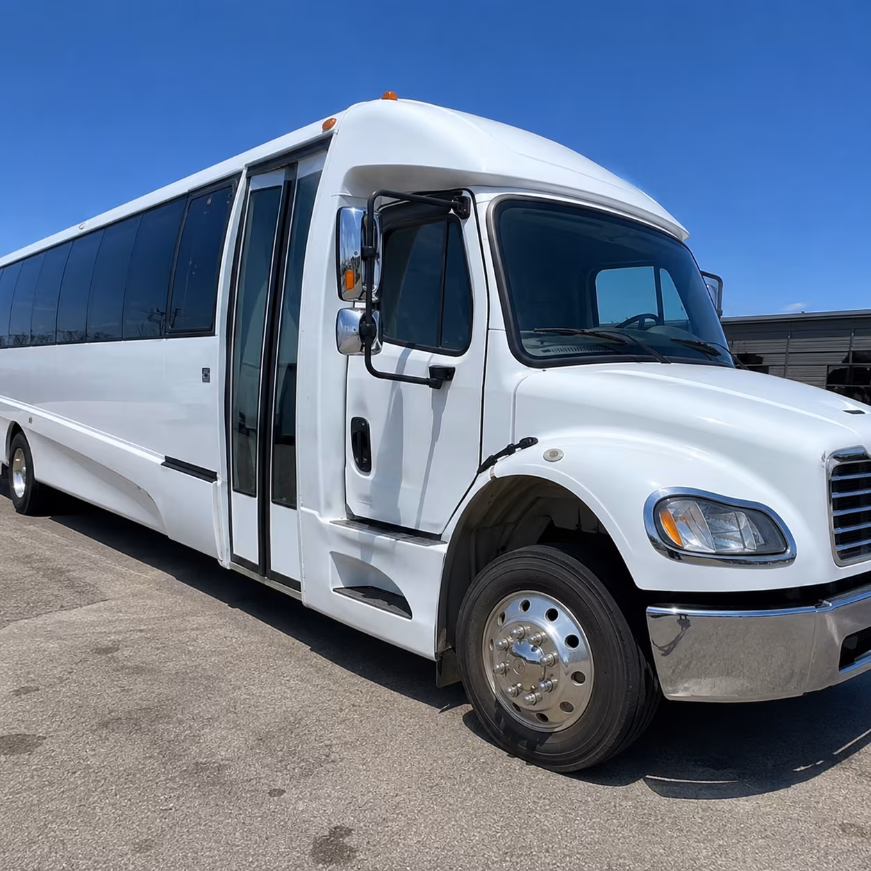 minneapolis airport shuttles for your travel needs