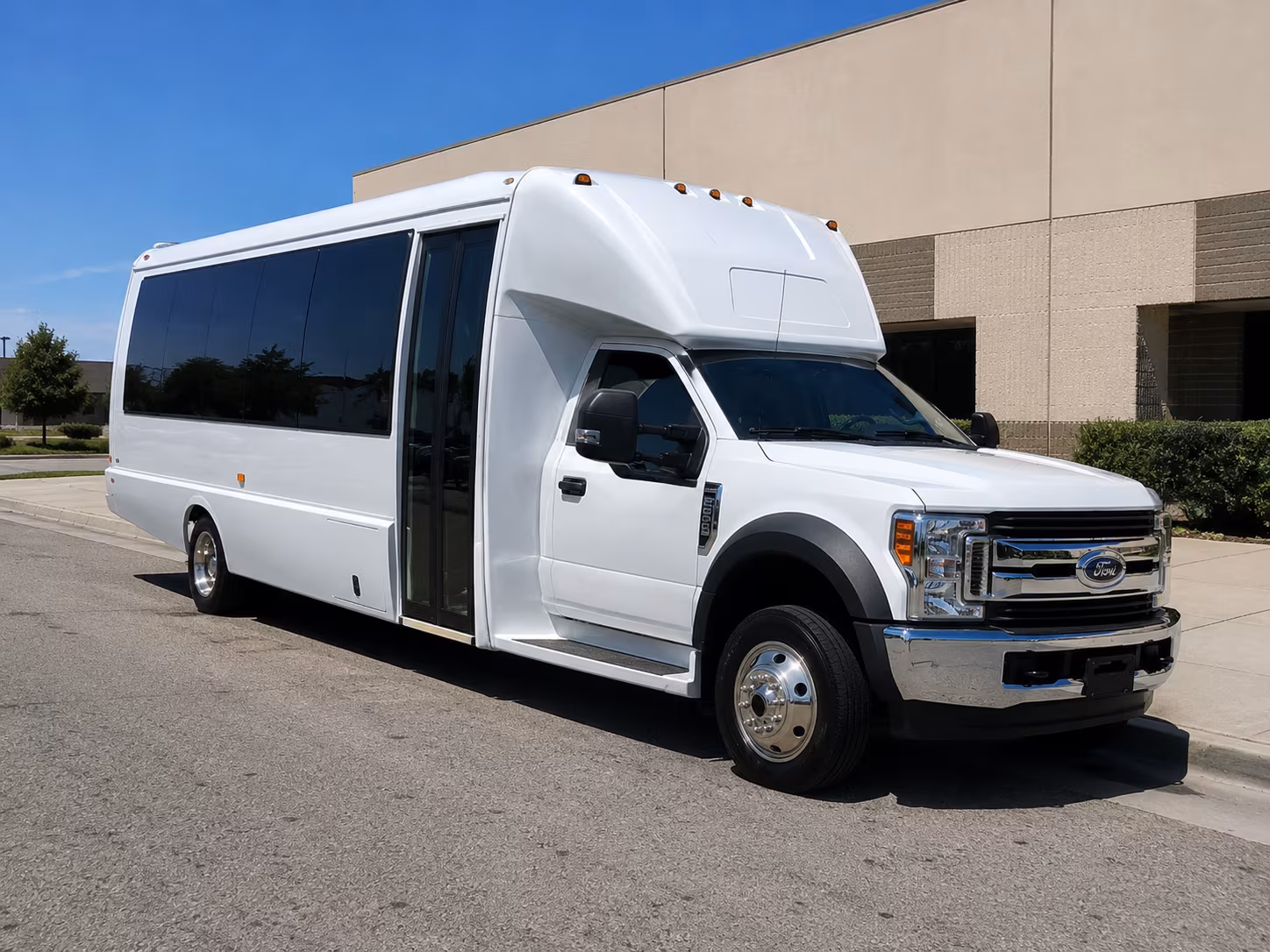 minneapolis book your minneapolis sporting event charter bus rental
