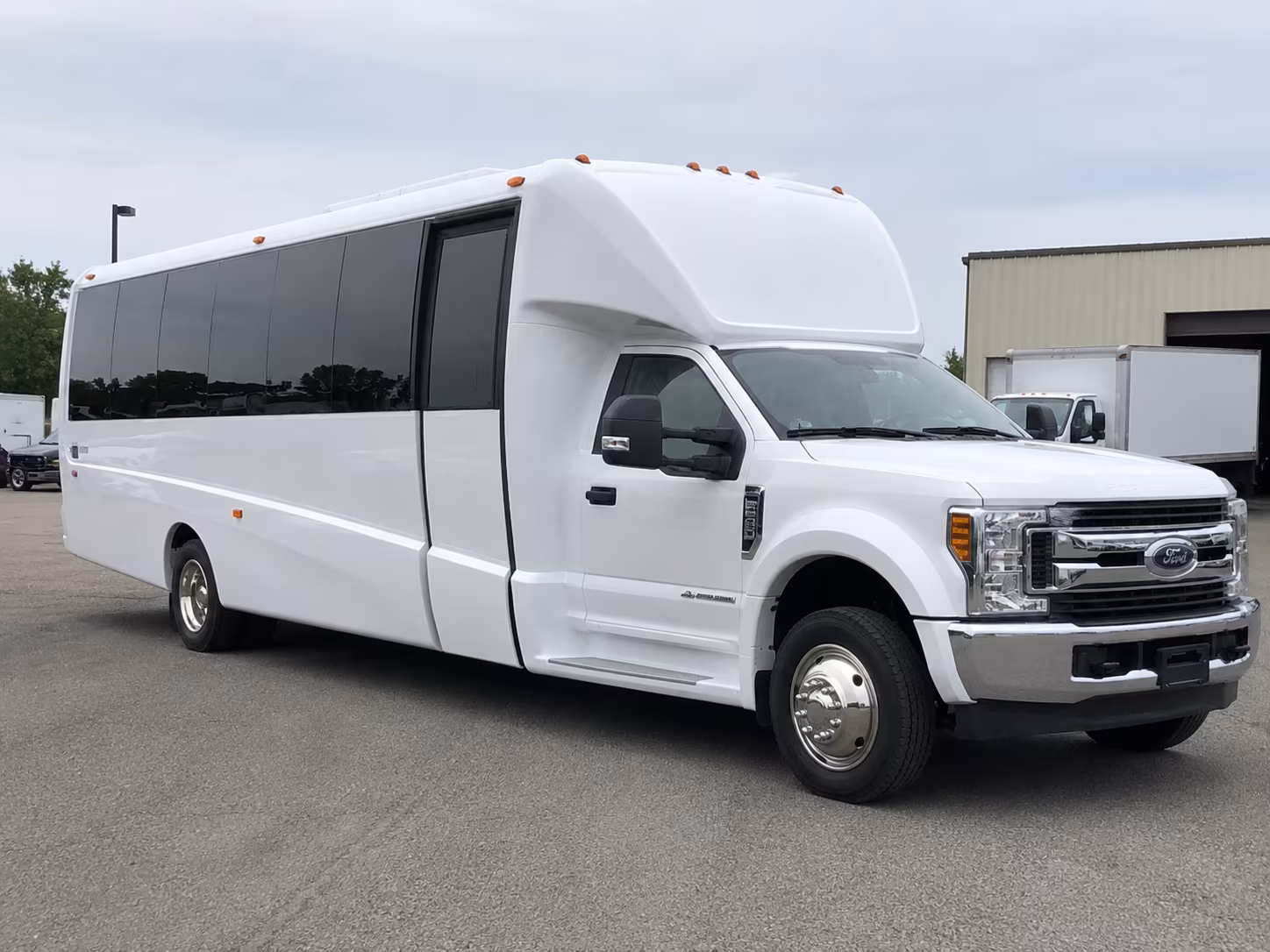 minneapolis bus rentals