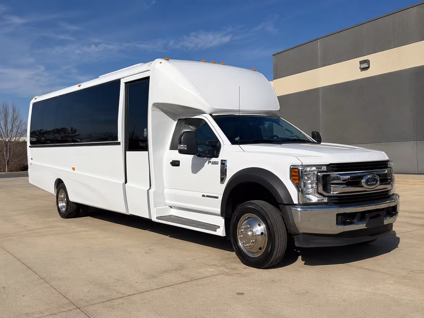 minneapolis charter bus rentals for trips across minnesota