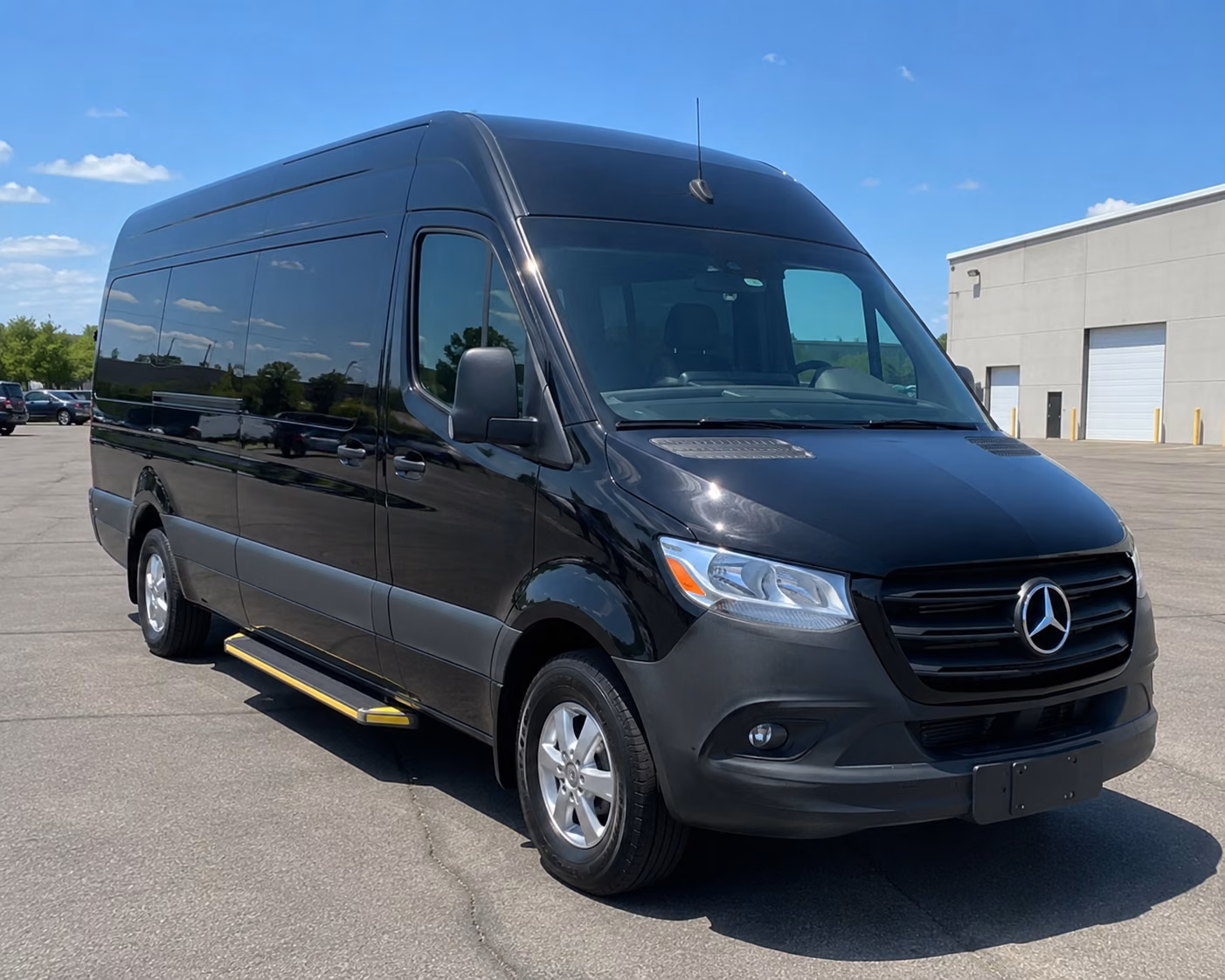 minneapolis wedding shuttle bus rentals