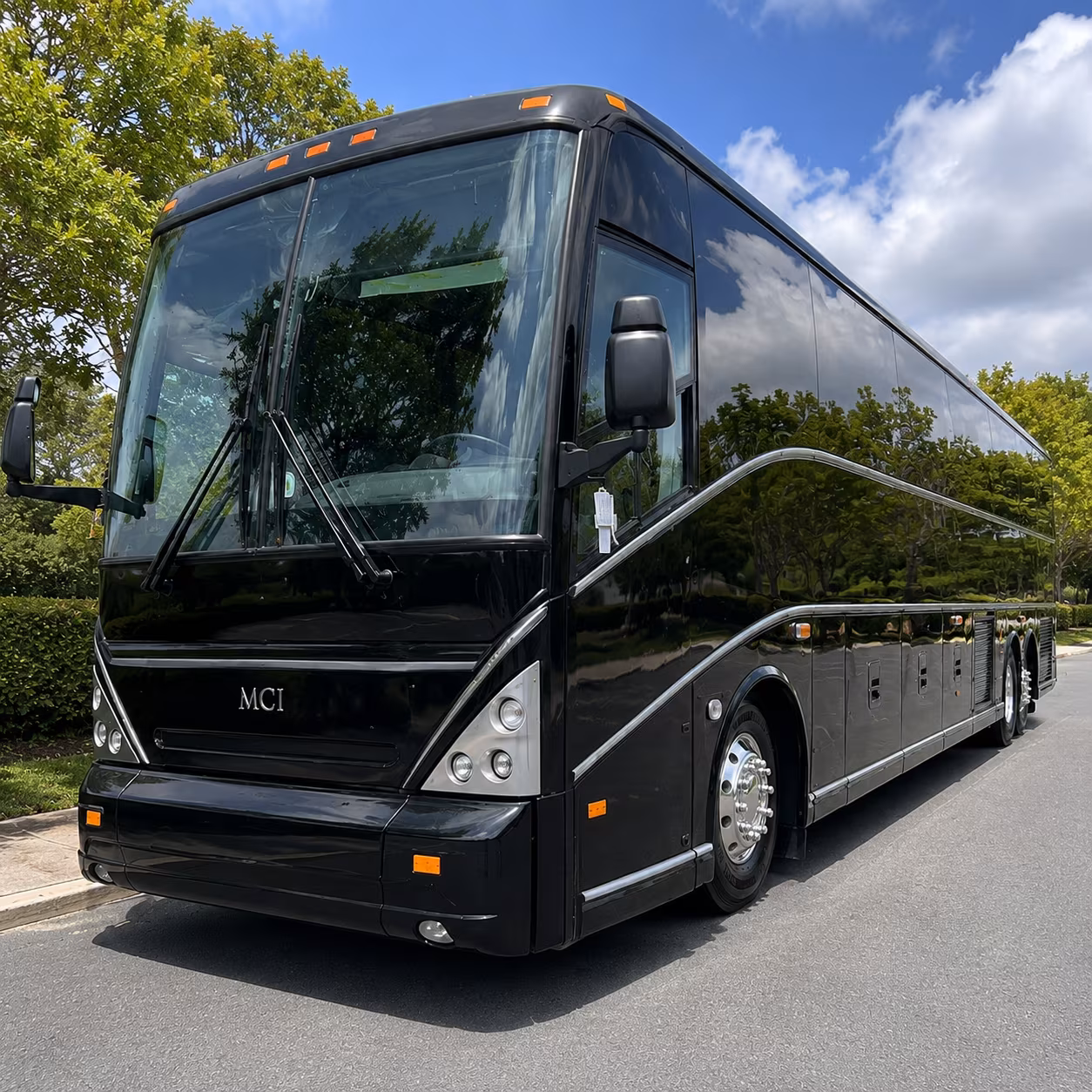 plymouth comfortable charter bus rentals for plymouth school field trips