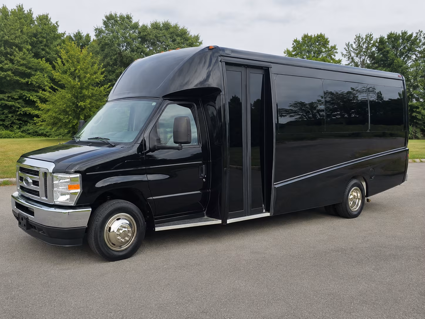 saint paul bus rentals