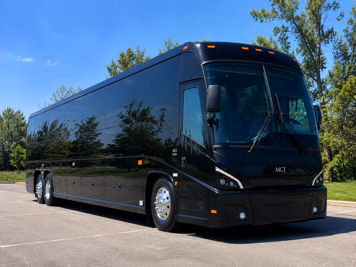 saint paul professional charter bus transportation for saint paul corporate groups